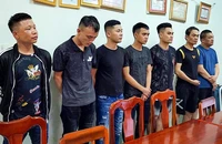 Bị cấm vào hẻm đòi nợ, 2 nhóm lao vào hỗn chiến