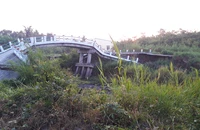 Khô hạn gây sạt lở, rạn nứt 3.710m đường ở Kiên Giang