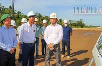 Thứ trưởng Bộ GTVT yêu cầu đẩy nhanh tiến độ thi công cao tốc Cần Thơ - Cà Mau