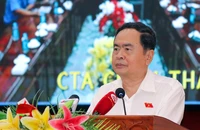 Chủ tịch Quốc hội Trần Thanh Mẫn tiếp xúc cử tri tỉnh Hậu Giang