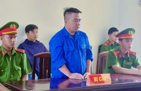 Nổi cơn cuồng ghen, sát hại vợ hờ rồi uống thuốc diệt cỏ tự tử