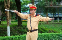 CSGT Cần Thơ ra quân xử lý xe tự chế, xe kéo