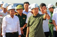Phó Thủ tướng Trần Hồng Hà kiểm tra tiến độ thi công cao tốc trên địa bàn tỉnh Hậu Giang