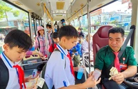 Cần Thơ: Học sinh, sinh viên chỉ tốn 7.000 đồng đi 62km bằng xe buýt
