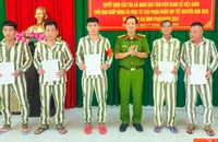 8 phạm nhân Trại tạm giam Công an tỉnh Kiên Giang được giảm án dịp Tết Nguyên đán 