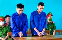 Truy đuổi làm người vi phạm giao thông tử vong, 2 người lãnh án 