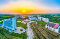 Trường đại học Kiên Giang thực hiện nhiều gói thầu với Công ty AIC sai Luật Đấu thầu