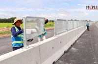Tăng tốc thi công để hoàn thành cao tốc Cần Thơ - Cà Mau