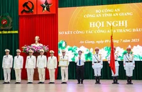 Giám đốc Công an tỉnh An Giang nhận Huân chương Chiến công hạng nhất