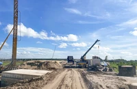 Dự án thành phần 3 của cao tốc trục ngang ĐBSCL đang chậm tiến độ