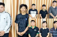 Công an tỉnh An Giang bắt 8 thanh thiếu niên giả danh công an để cướp tài sản