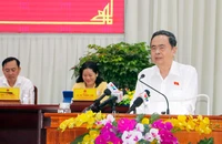 Chủ tịch Quốc hội Trần Thanh Mẫn tiếp xúc cử tri TP Cần Thơ 