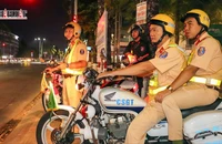 CSGT Cần Thơ kiên quyết xử lý vi phạm nồng độ cồn dịp tết Dương lịch