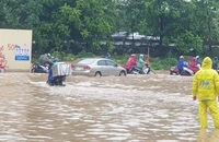 Hà Nội, Vĩnh Phúc ngập cục bộ sau trận mưa đêm