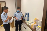 Phát hiện kho thuốc tây có dấu hiệu bất thường 'núp' trong chung cư