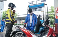 Yêu cầu xem xét phân bổ lợi nhuận, chi phí định mức cho bán lẻ xăng dầu