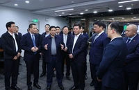 Thủ tướng làm việc với EVN, yêu cầu không để thiếu điện