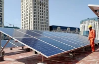 Đề xuất giá mua điện mặt trời tự sản, tự tiêu dư thừa ở mức 671 đồng/kWh