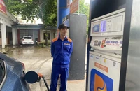 Chiều nay, giá xăng A95 tăng mạnh gần 1.300 đồng/lít