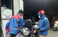 Chiều 19-12, giá xăng dầu đồng loạt tăng