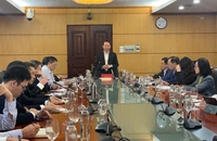 Giá gạo giảm liên tục, đề xuất quy định giá sàn xuất khẩu