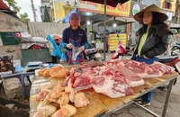 Giá thịt heo cao nhất trong 5 năm, Phó Thủ tướng yêu cầu 2 bộ vào cuộc