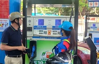 Bộ Công Thương lập kế hoạch chi tiết áp dụng đồng loạt xăng E5, E10 từ 1-6