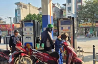 Nóng: Giá xăng dầu tăng mạnh, dầu hoả lên gần 27.000 đồng/lít