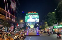 Phố ẩm thực Phan Xích Long chuẩn bị ra mắt 