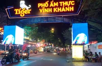 Các phố ẩm thực ở TP.HCM chuẩn bị đón khách tất niên