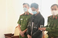 1 'cò đất' chiếm đoạt hơn 1,5 tỉ đồng để chơi tiền ảo
