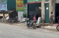 Truy bắt nghi phạm đi ăn nhậu đâm chết người 