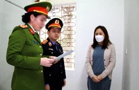 3 cán bộ hải quan bị bắt vì nhận hối lộ