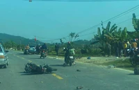 Tai nạn giữa xe khách và xe máy làm một cán bộ công an tử vong 