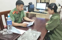 Công an Nghệ An triệu tập cô gái livestream 'vỡ đập anh em ơi' 