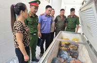 Khởi tố người phụ nữ chế biến thực phẩm từ heo bệnh bán cho người dân