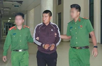 Sang Lào thay tên đổi họ trốn truy nã 6 năm