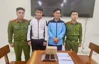 Khởi tố người giấu ma túy trên bàn thờ 