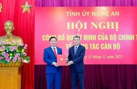 Chủ tịch tỉnh Hưng Yên giữ chức Bí thư Tỉnh ủy Nghệ An