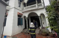 Phát hiện 3 người thương vong sau vụ nổ lớn gây cháy nhà dân 