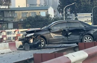 Nữ tài xế 66 tuổi nhầm chân ga gây tai nạn liên hoàn trên cầu vượt
