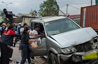Clip tai nạn 3 ô tô trên quốc lộ 1A, 1 tài xế tử vong, 2 người bị thương