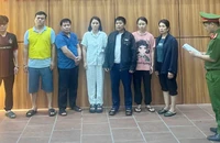 Chiêu trò của nữ chủ lò mổ và những cán bộ thú y 'nhận tiền' trong vụ 300 tấn lợn dịch bệnh 