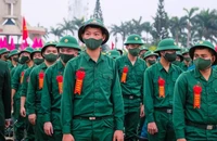 Được gọi nhập ngũ khi đang thực hiện hợp đồng lao động thì phải làm sao?