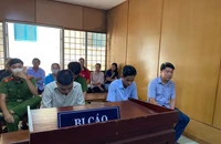 Phúc thẩm vụ đánh gãy chân ông thợ hồ: Ba bị cáo kêu oan, bị hại yêu cầu tăng hình phạt