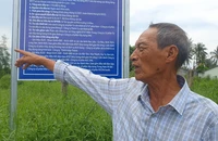 Người dân địa phương đồng tình với dự án tuyến tránh Quốc lộ 1A nhưng lo sợ đời sống tệ hơn sau khi bị thu hồi đất. Ảnh TRẦN VŨ