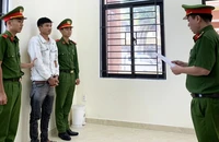 Người đàn ông có 4 tiền án bị bắt vì trộm tài sản ở các trạm biến áp