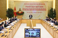 Đơn giản hóa thủ tục hành chính, gỡ những nút thắt gây lực cản cho tăng trưởng