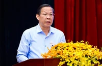 Chủ tịch UBND TP.HCM phát biểu tại hội nghị. Ảnh: HH