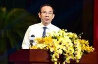 Bí thư Thành ủy TP.HCM Nguyễn Văn Nên phát biểu tại hội nghị. Ảnh: THANH TUYỀN